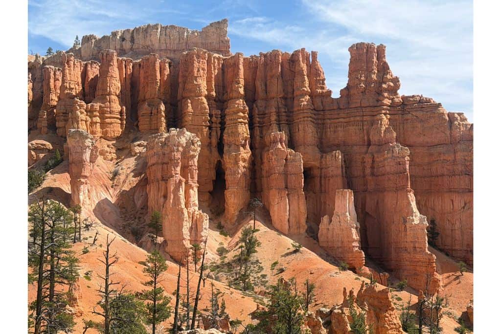 Hoodoos in fairyland loop Bryce Canyon